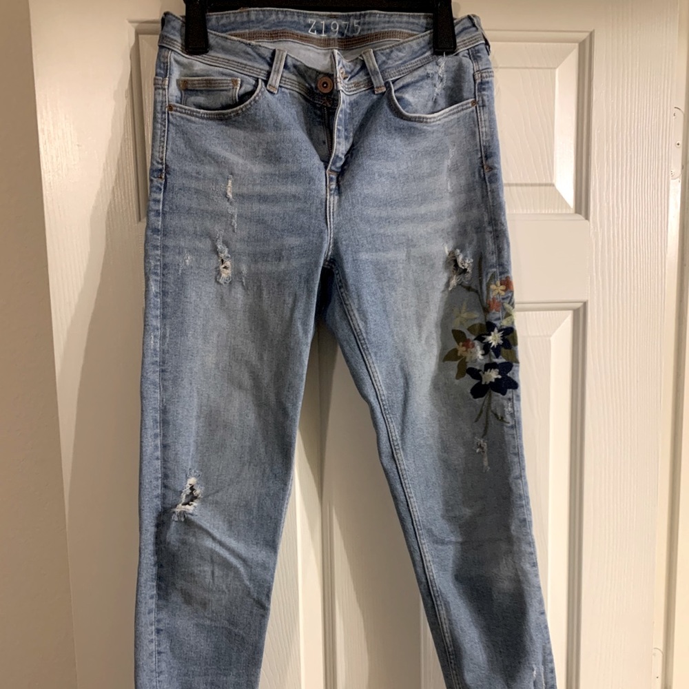 Zara embroidery jeans